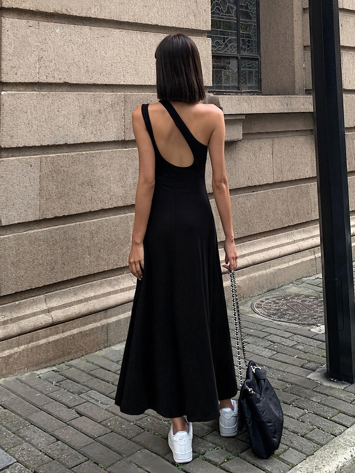 Vestido Largo Selena: Elegancia atemporal para lucir en cualquier ocasión