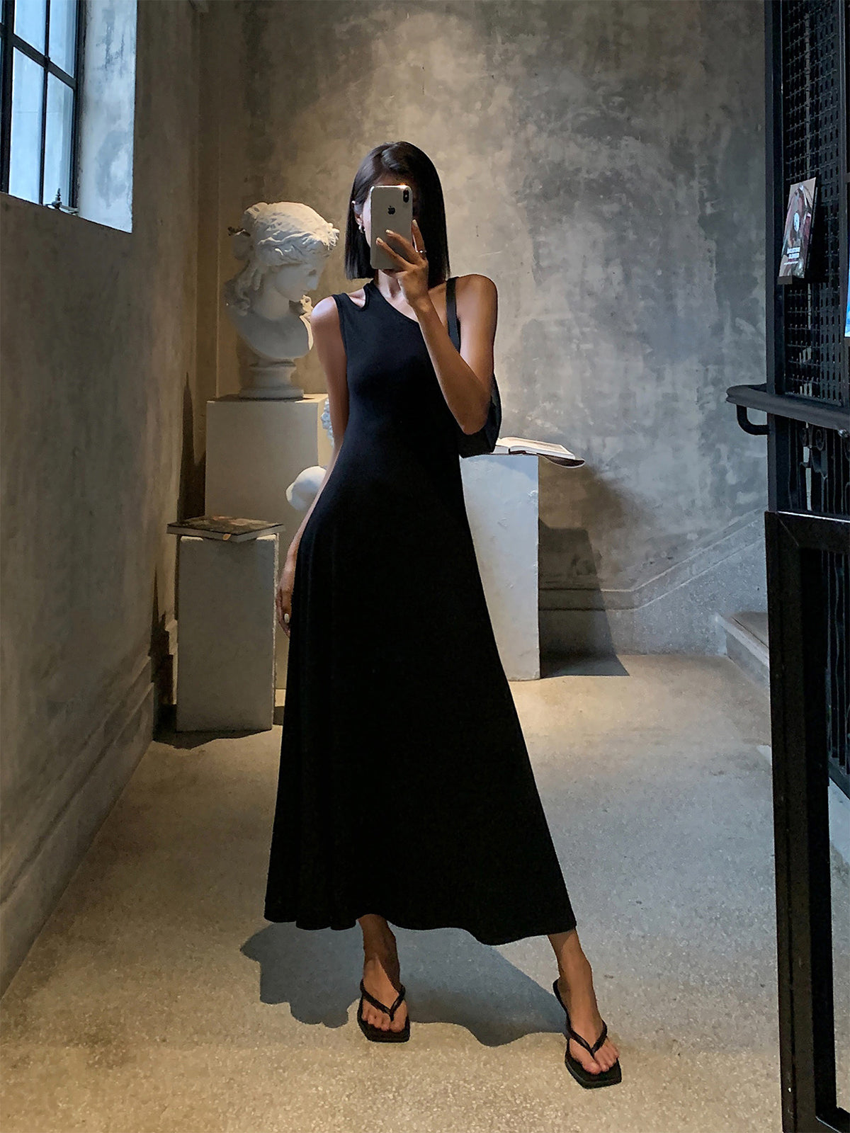 Vestido Largo Selena: Elegancia atemporal para lucir en cualquier ocasión