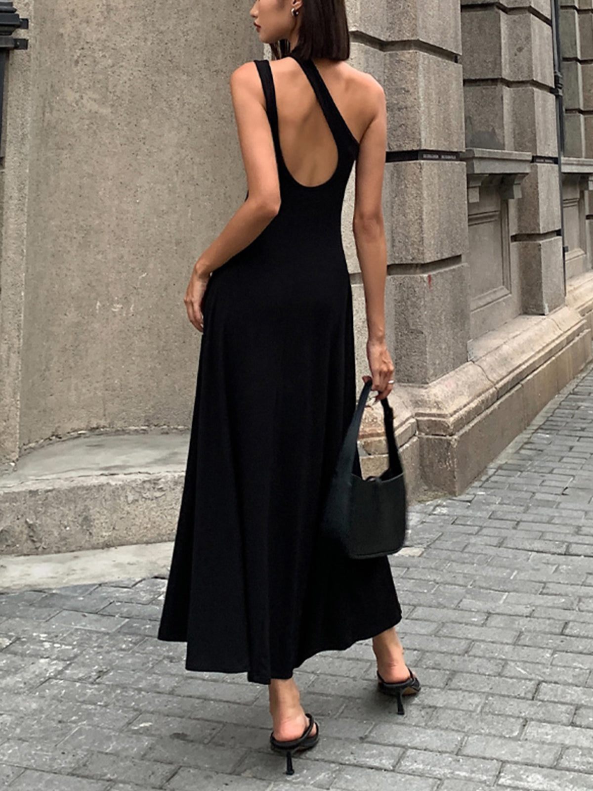 Vestido Largo Selena: Elegancia atemporal para lucir en cualquier ocasión