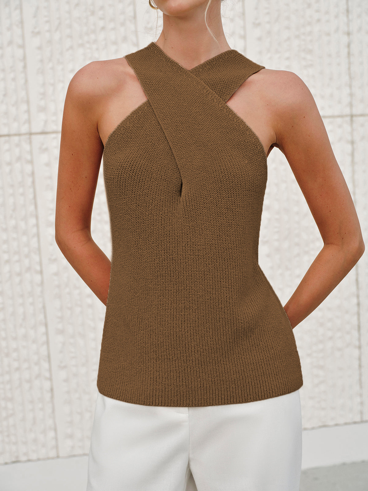Top halter cruzado premium - estilo sofisticado y comodidad superior