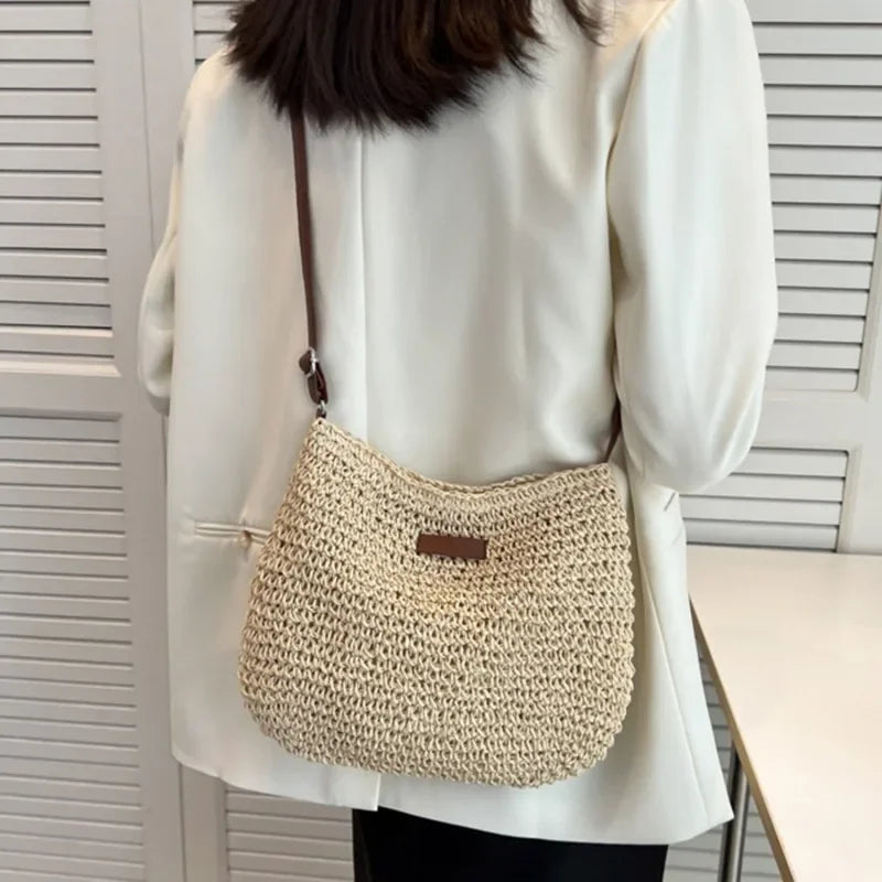 Bolso de Paja Elegante y Chic